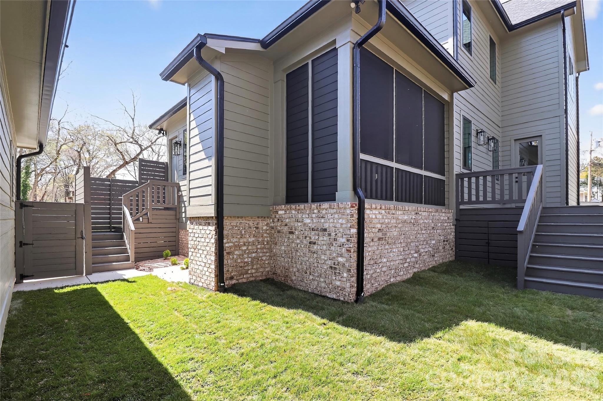 Villa Heights - Residential