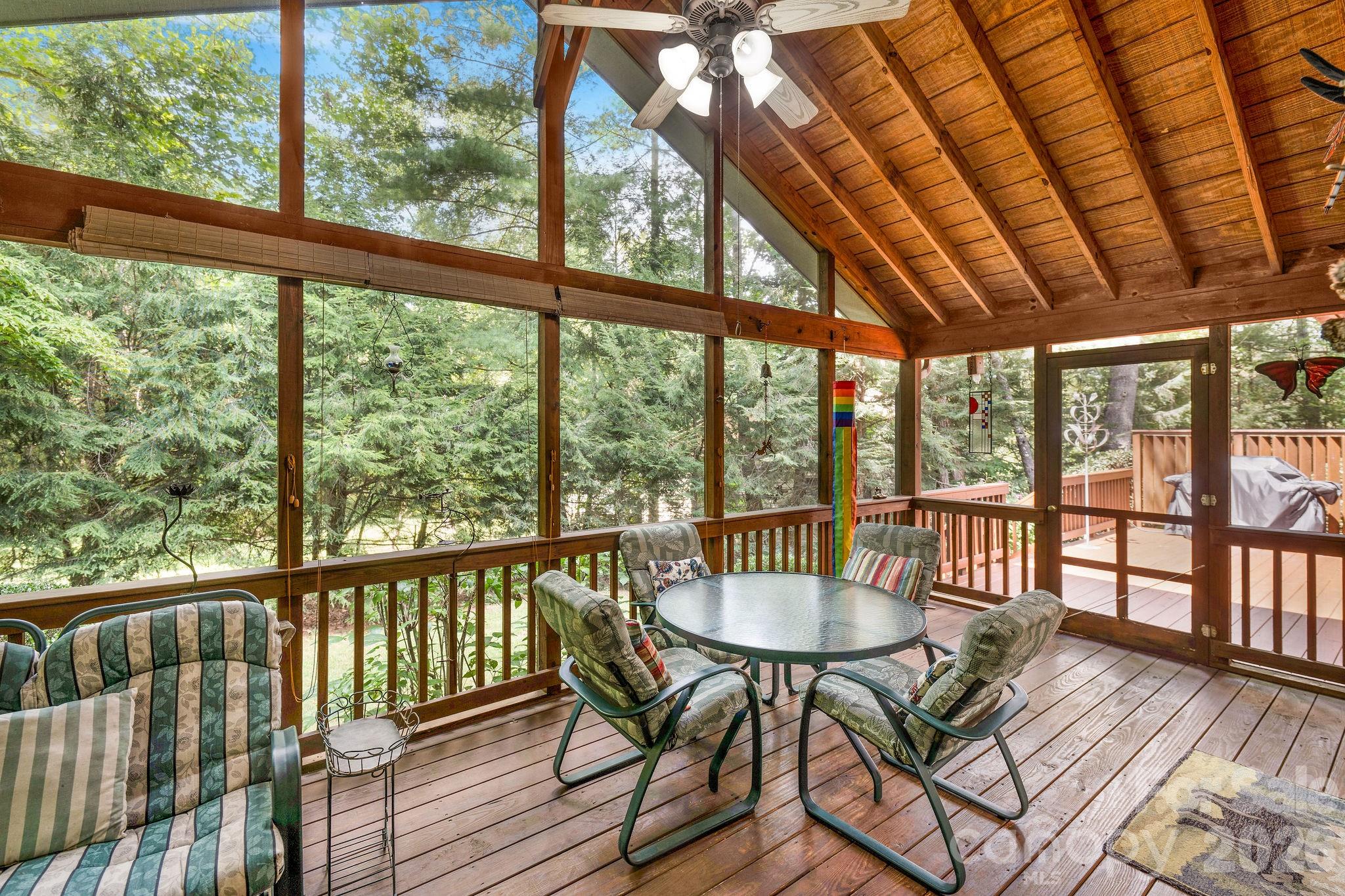 31 Hillcreek Drive