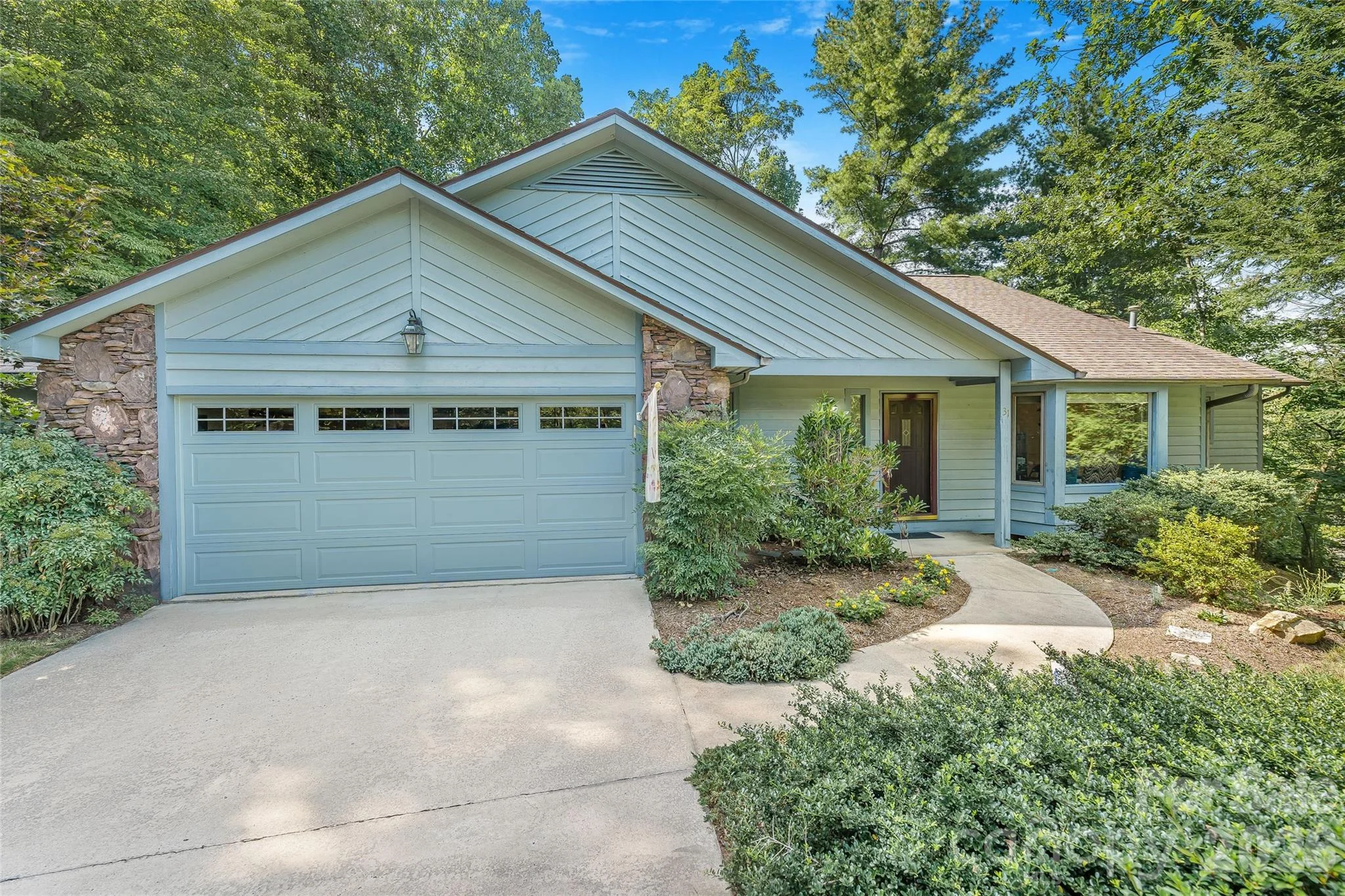 31 Hillcreek Drive, Asheville, NC, 28804