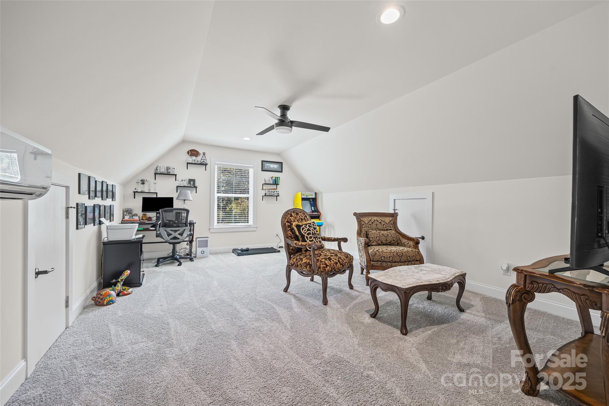 Magnolia - Residential