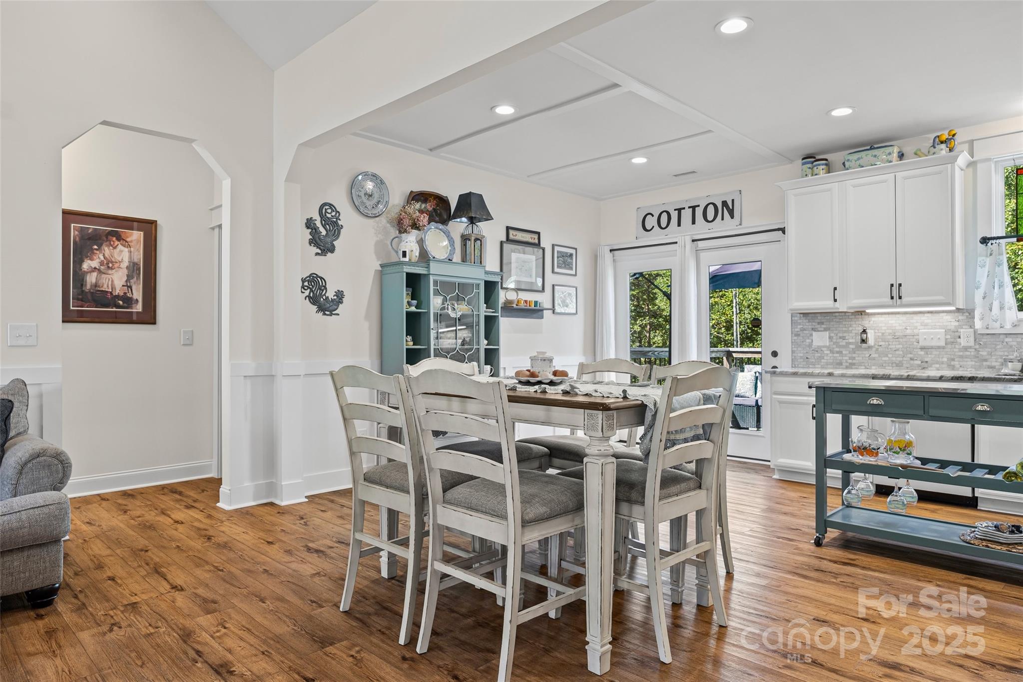 Magnolia - Residential