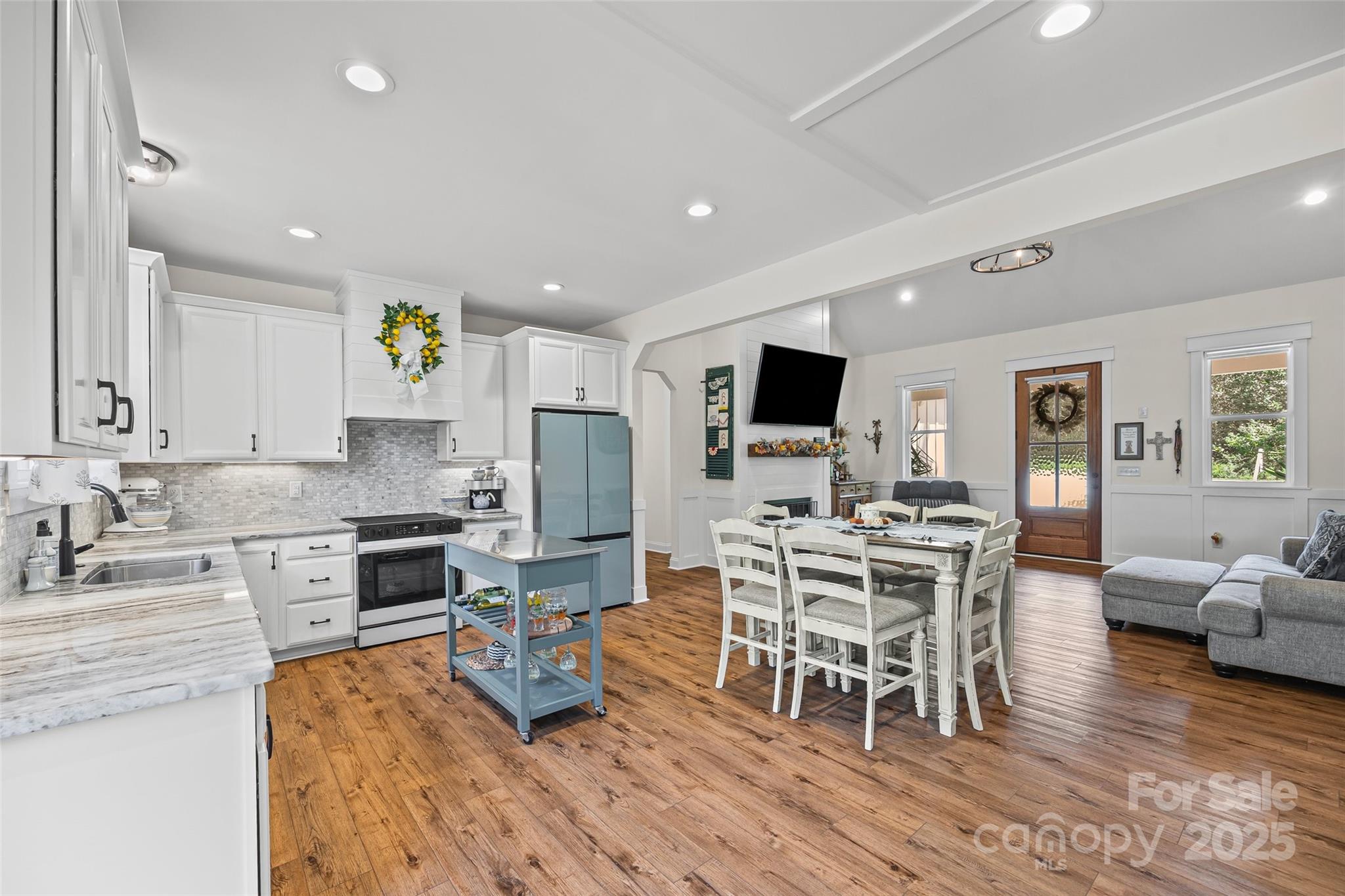 Magnolia - Residential