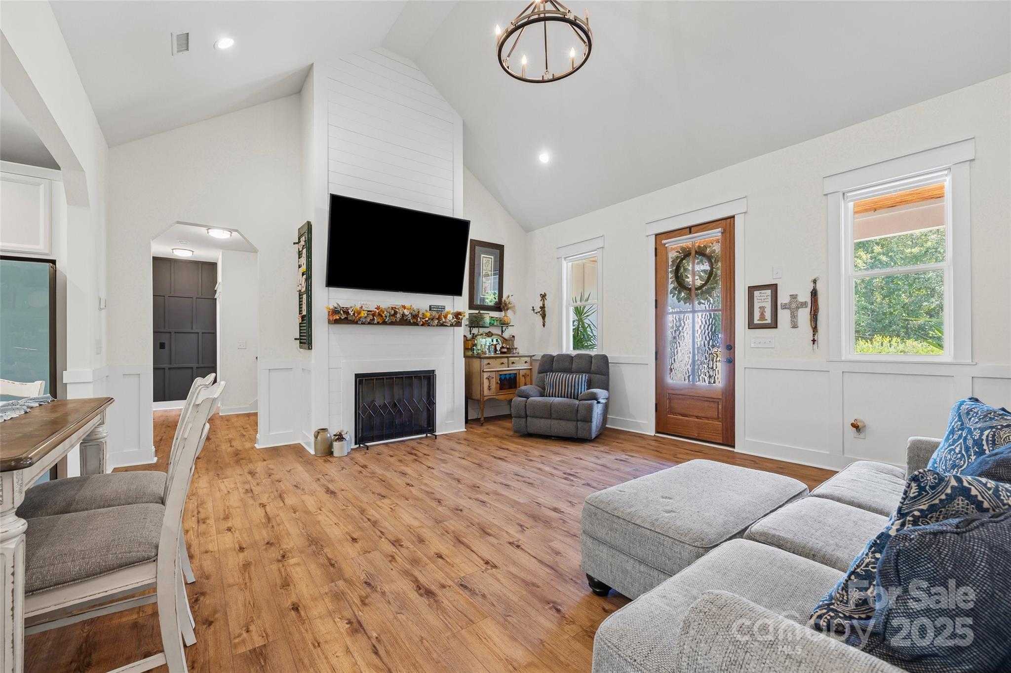 Magnolia - Residential