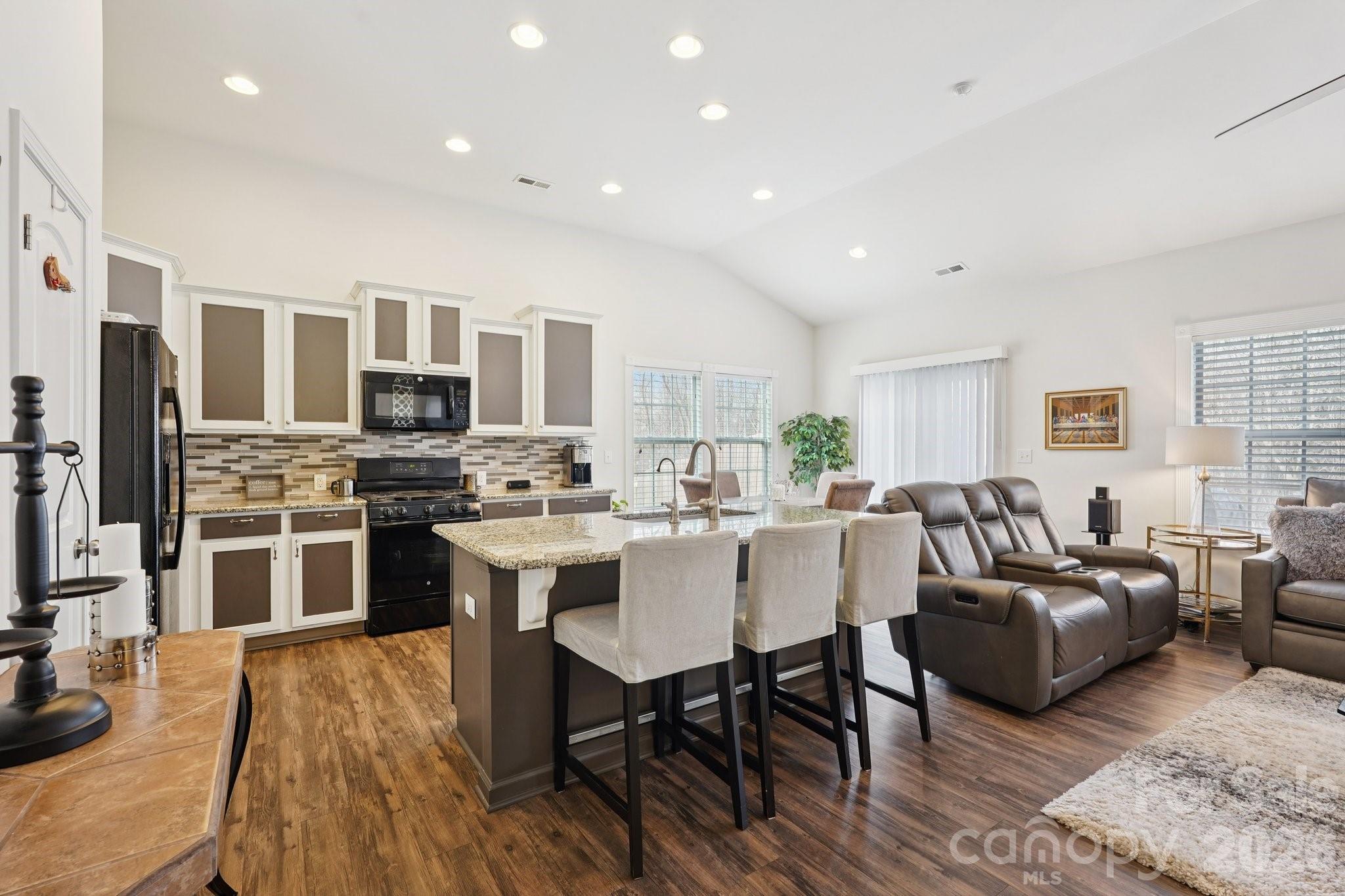 10323 Kempsford Drive