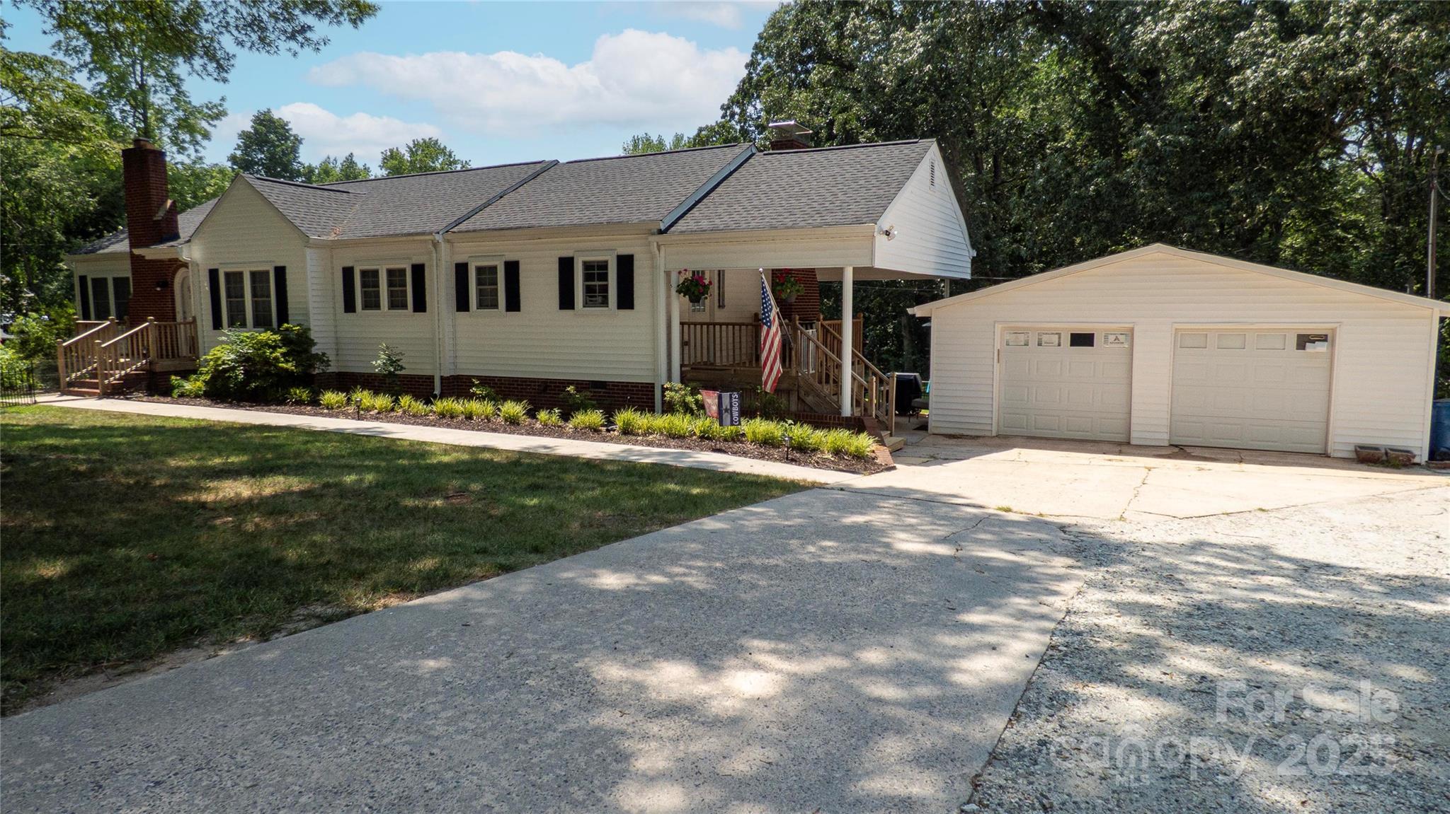 1327 Mount Ulla Highway