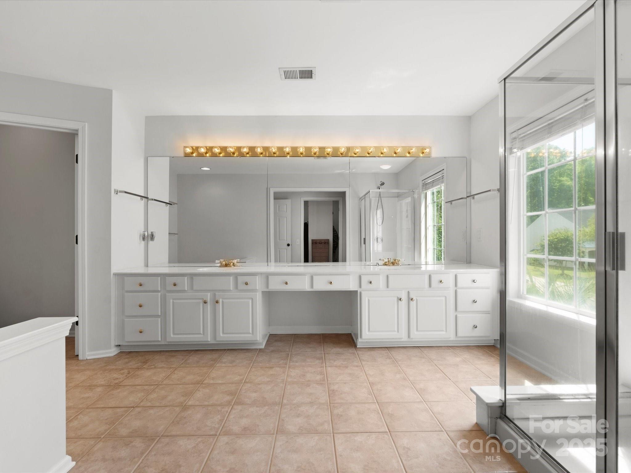 Reavencrest - Residential