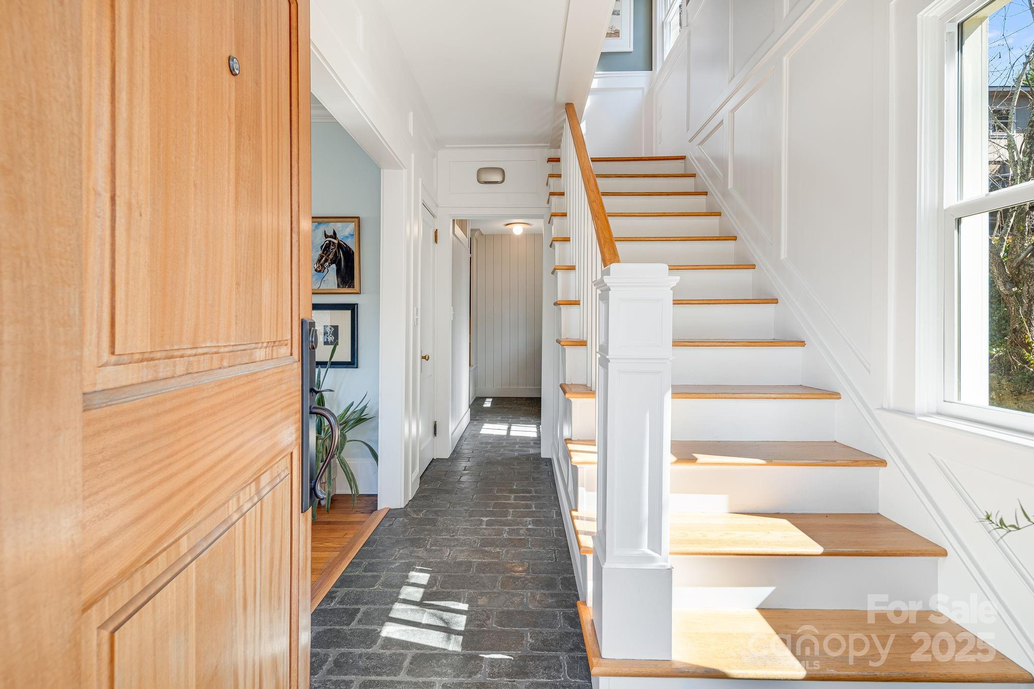 22 Kenilwood Place