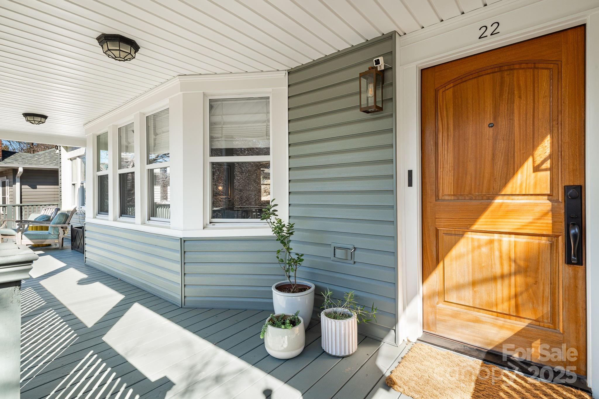 22 Kenilwood Place