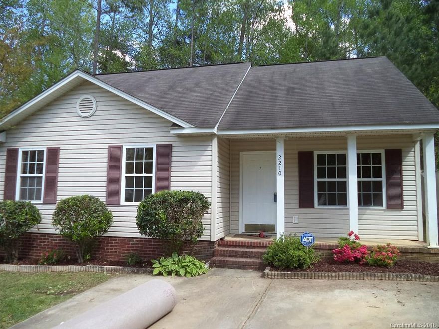 Great home is move in ready and has plenty of updates! Entire home, including ceilings, is freshly painted, new carpet and light fixtures and everything is freshly cleaned. Large cul-de-sac lot, cute front porch. Vaulted ceiling in great room. Open floorplan. Refrigerator included.