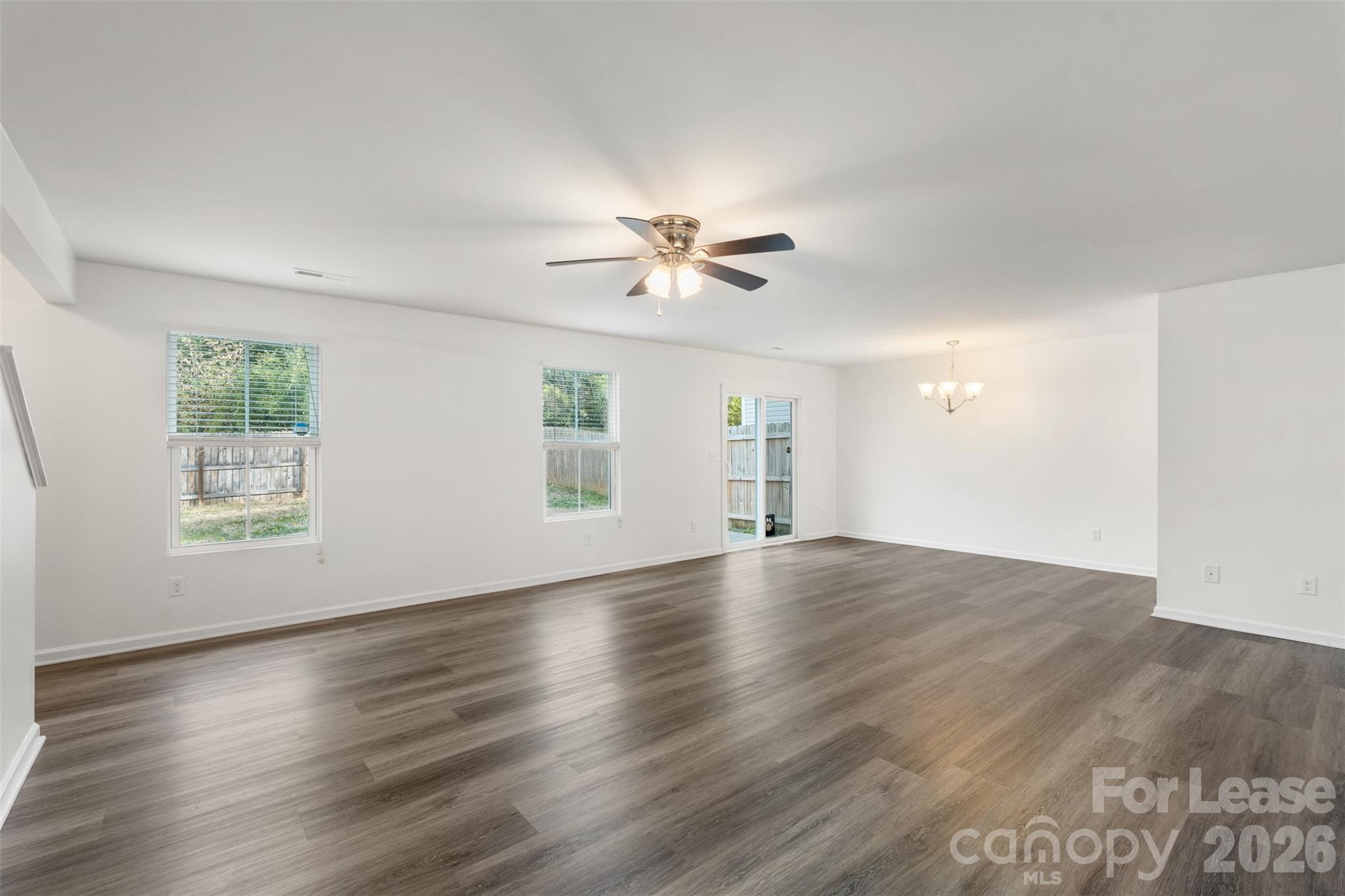 Independence Woods - Residential Lease