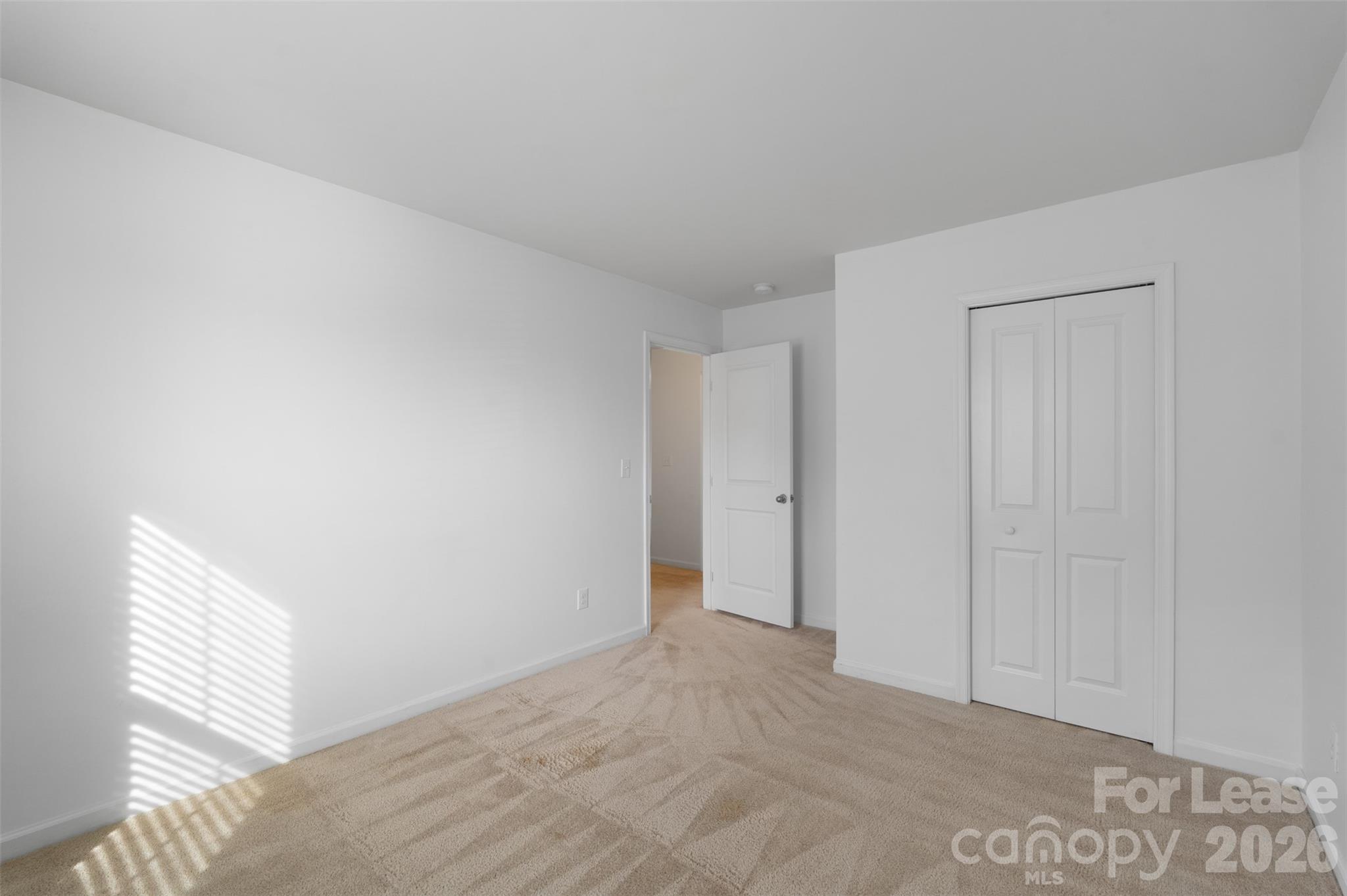 Independence Woods - Residential Lease