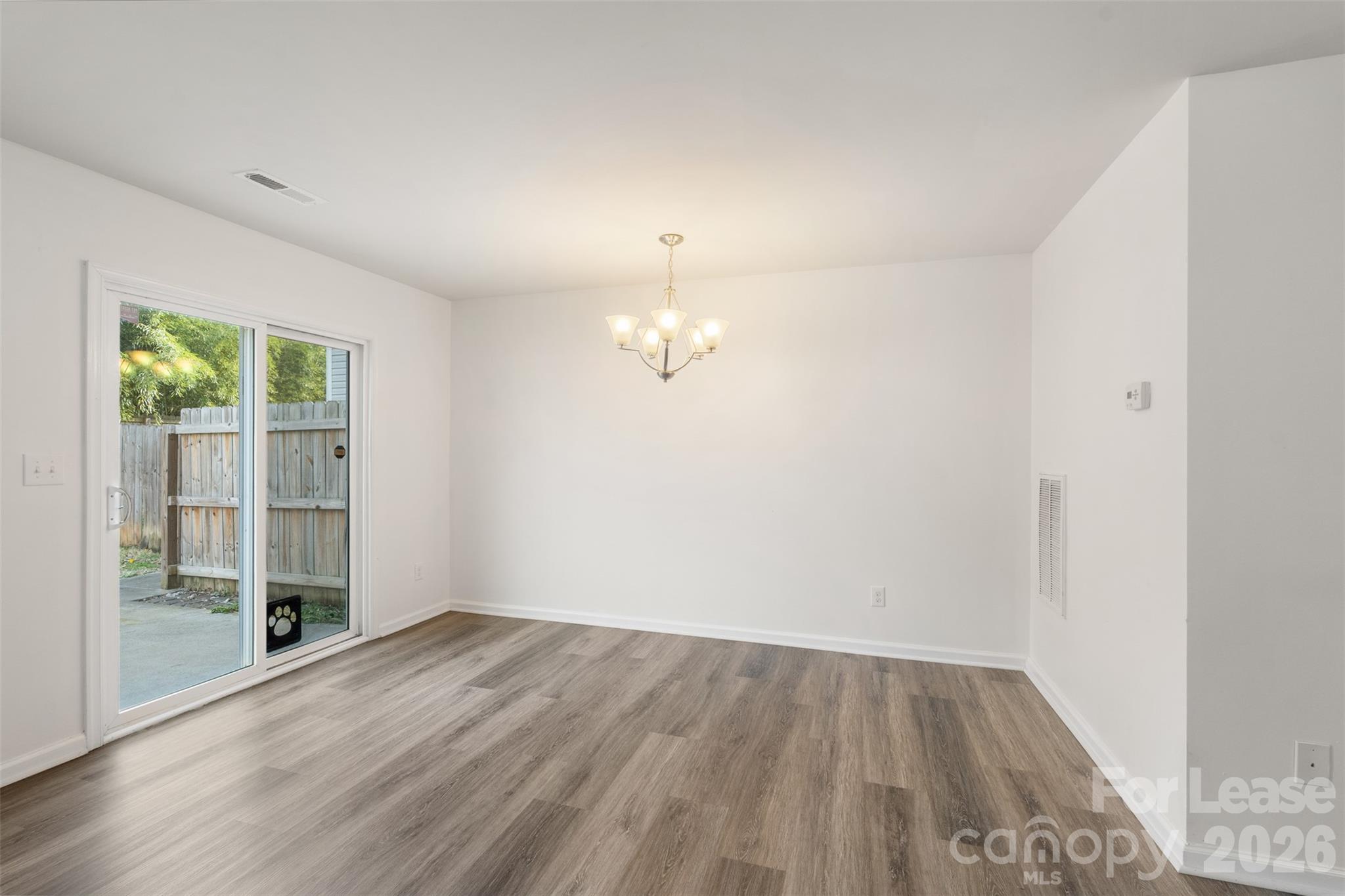 Independence Woods - Residential Lease