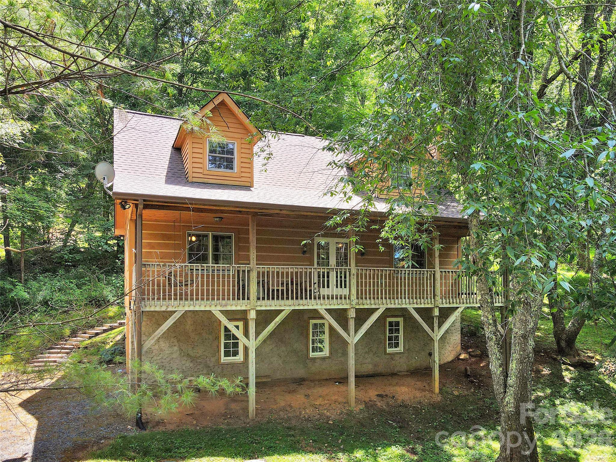 219 Red Maple Lane