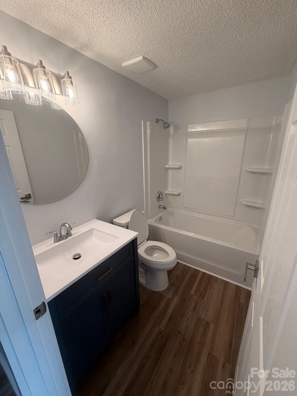 Holly Grove - Residential