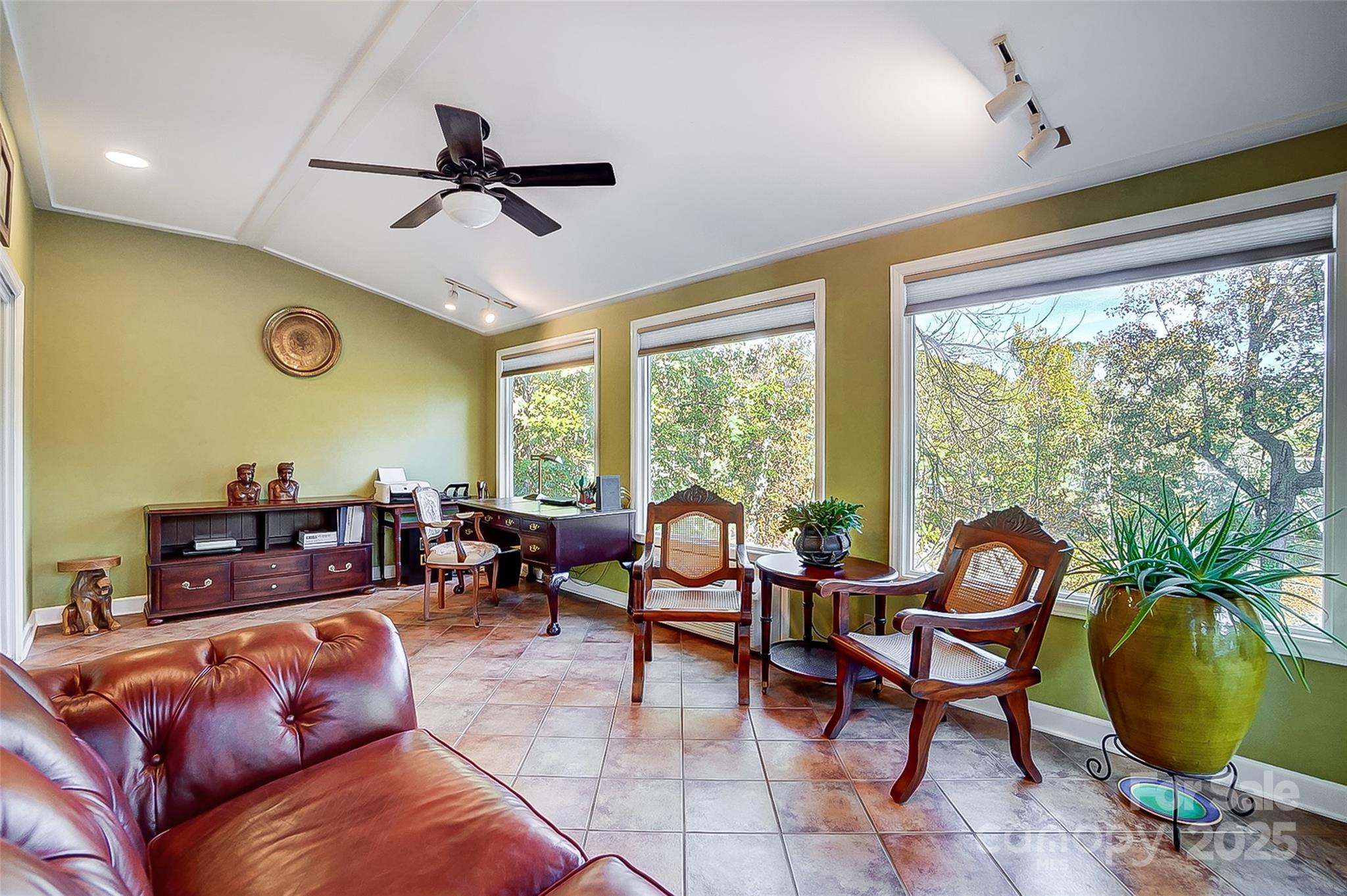 Windjammer - Residential