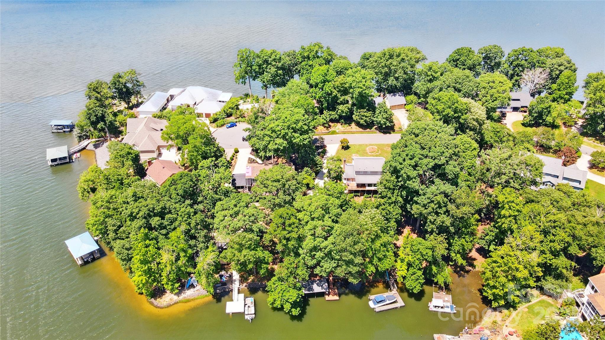 Windjammer - Residential