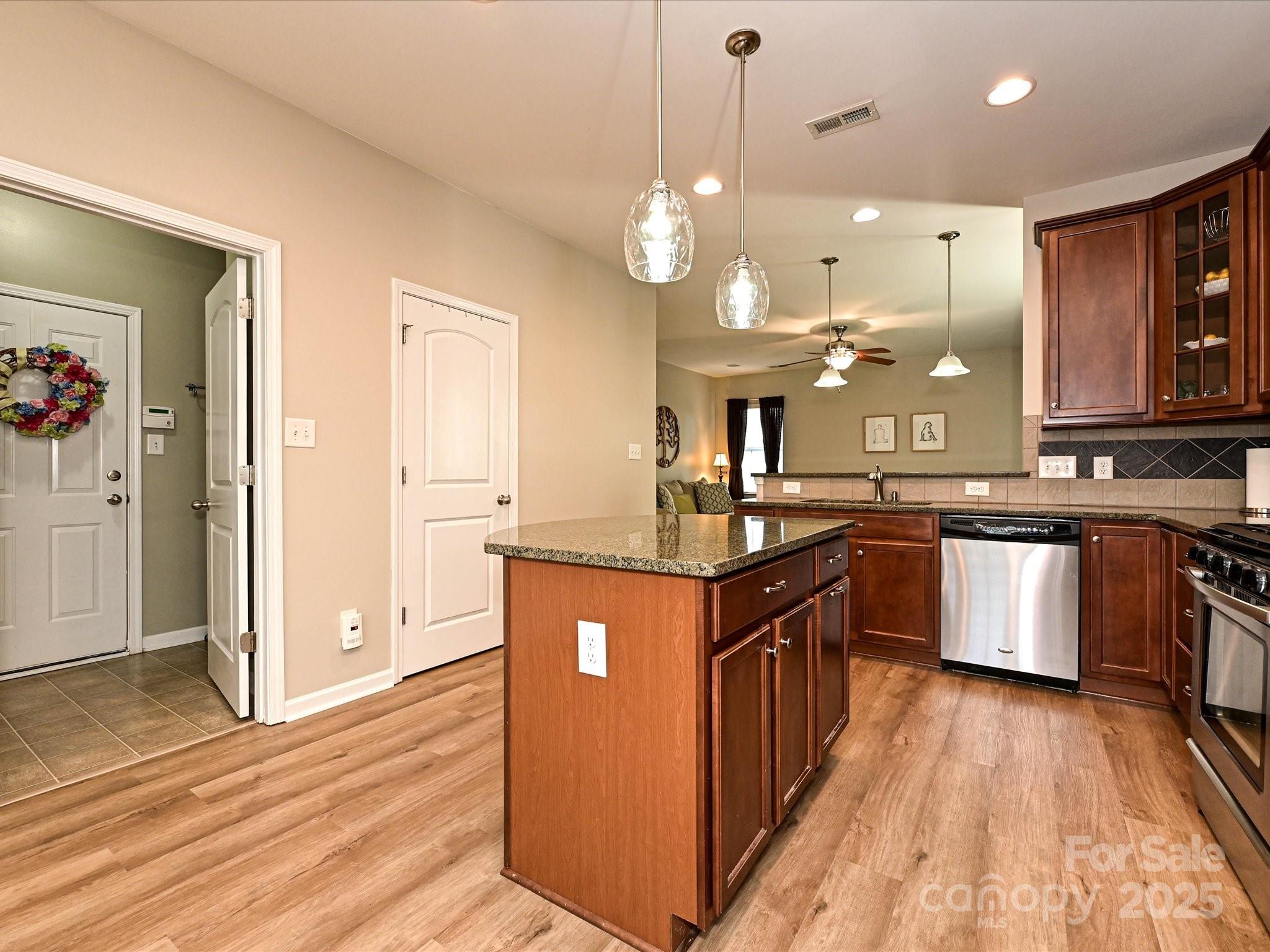 English Trails - Residential