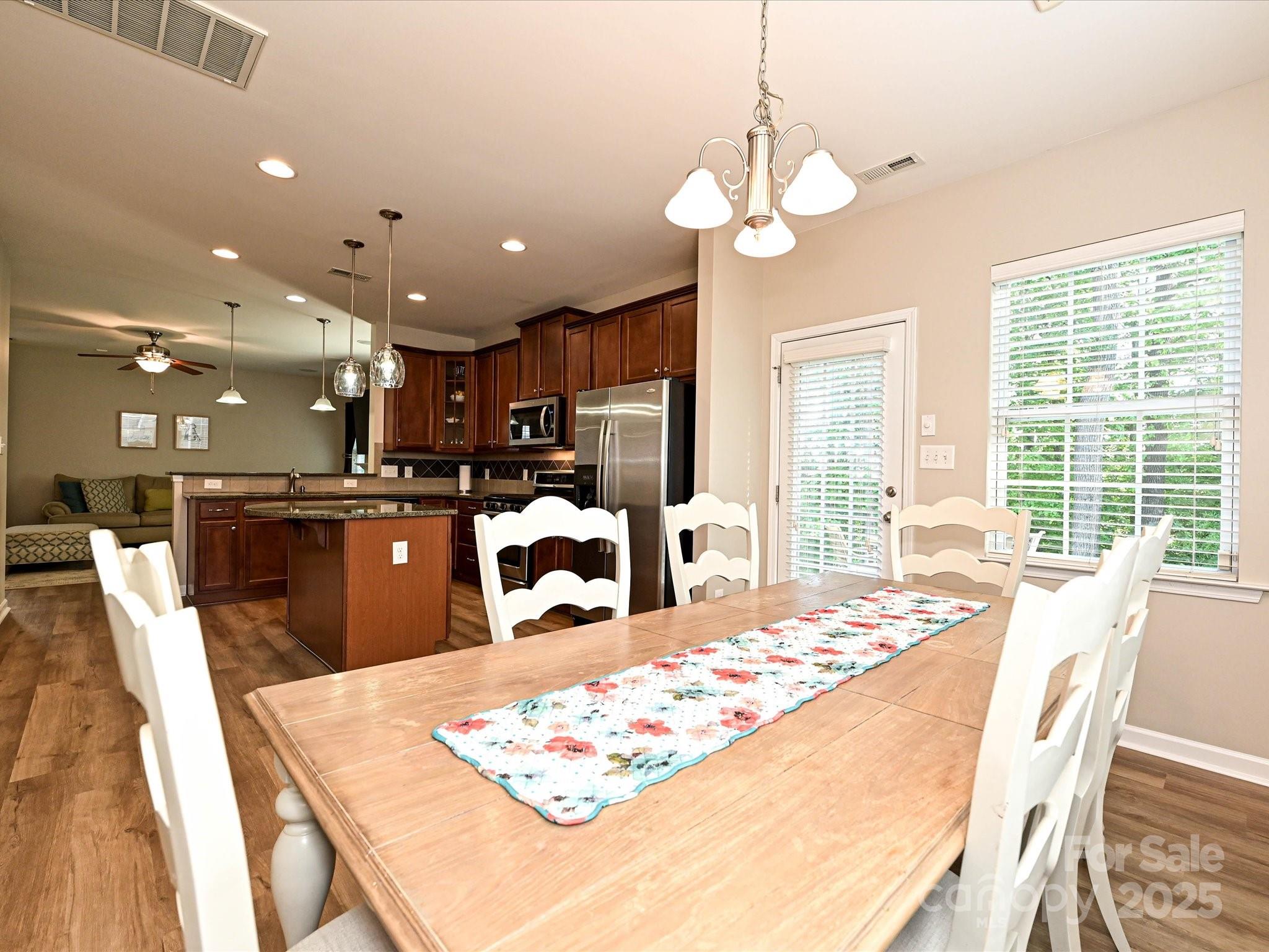 English Trails - Residential