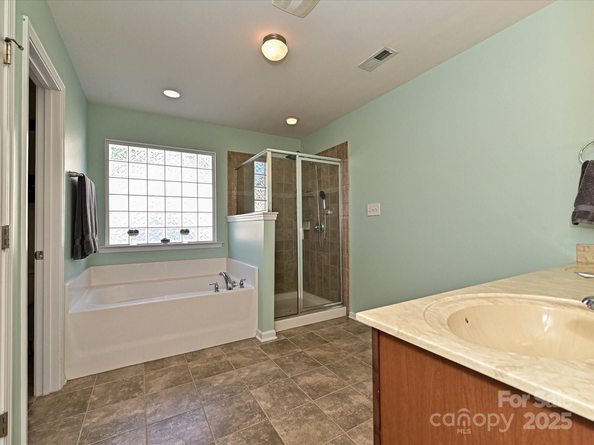 English Trails - Residential