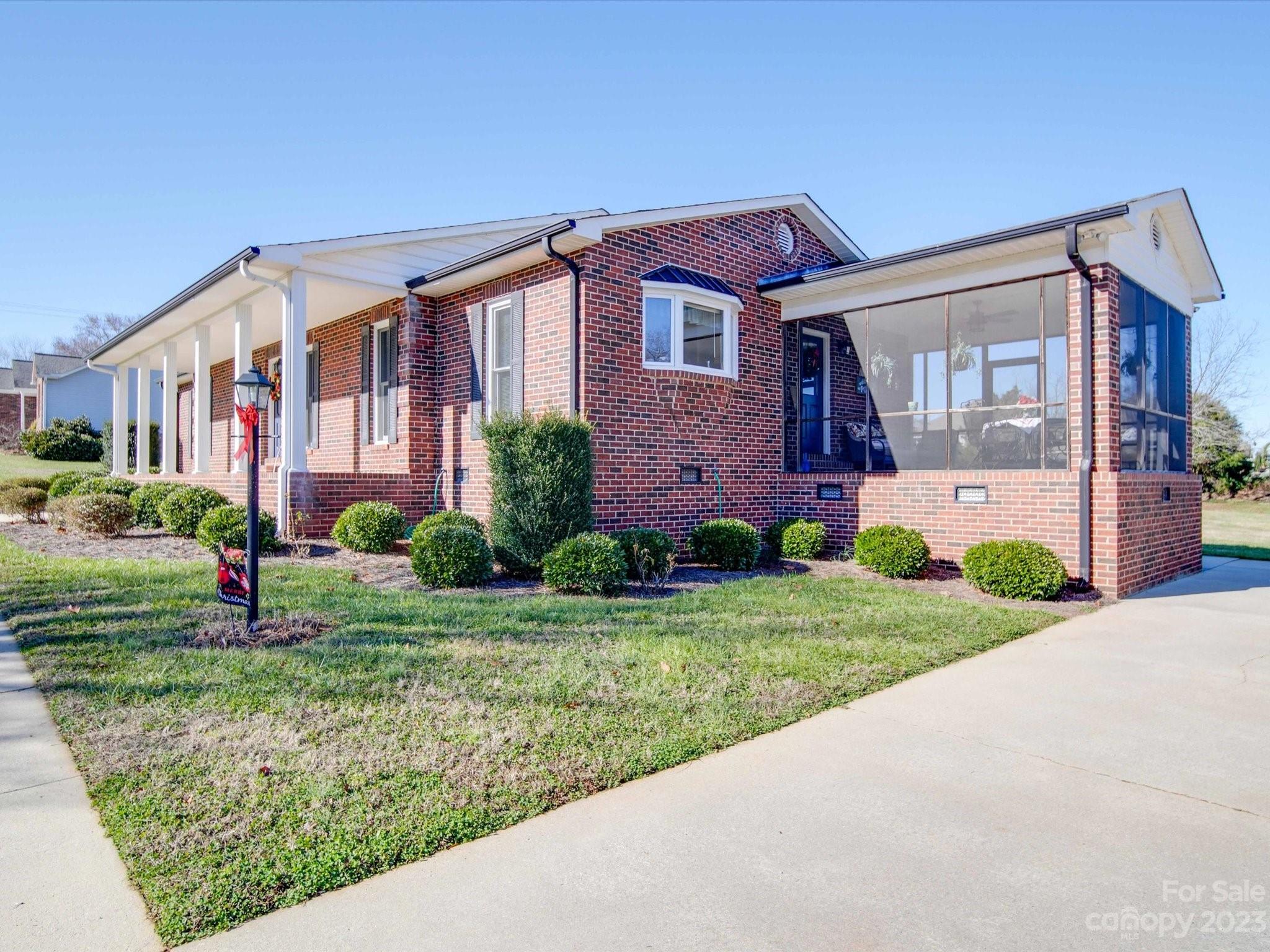 Hunters Creek - Residential