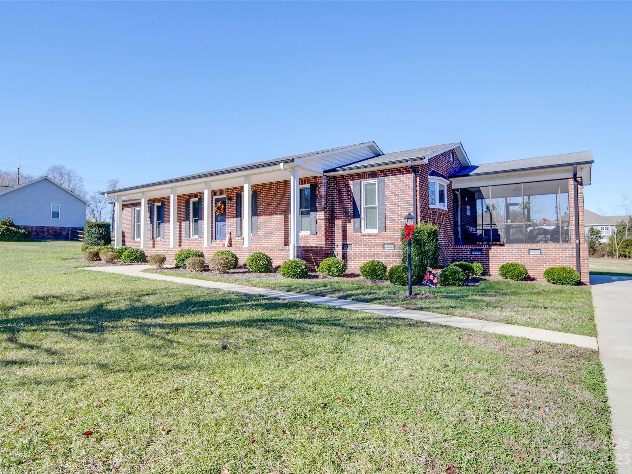 Hunters Creek - Residential