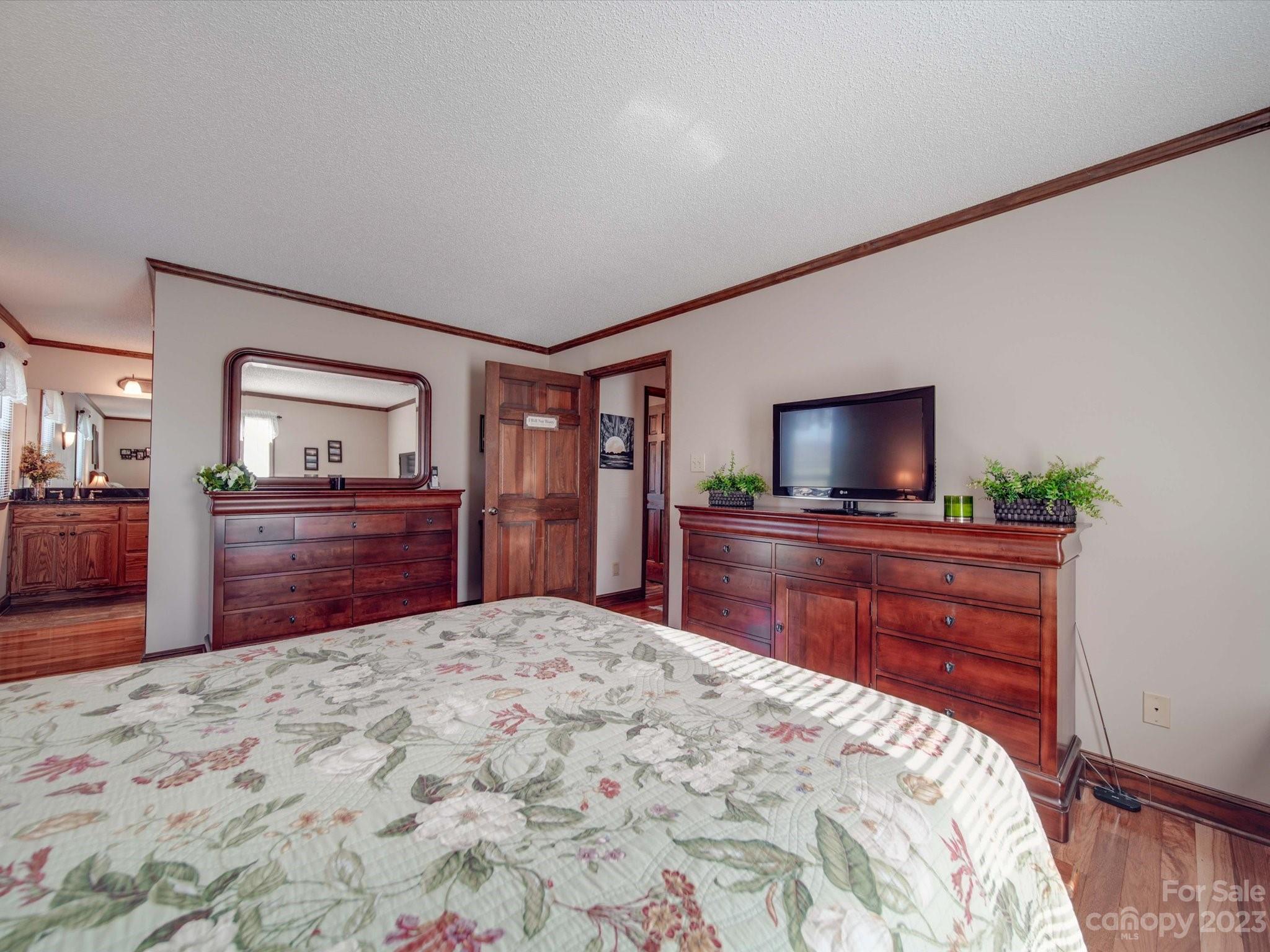 Hunters Creek - Residential