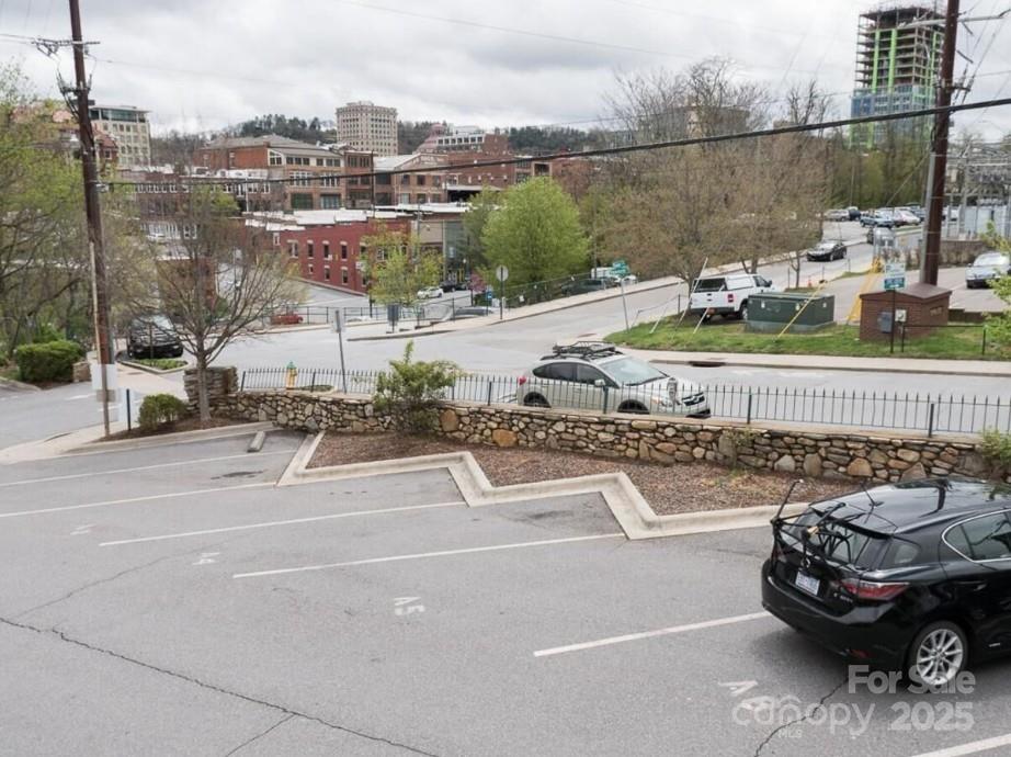 37 Hiawassee Street E202