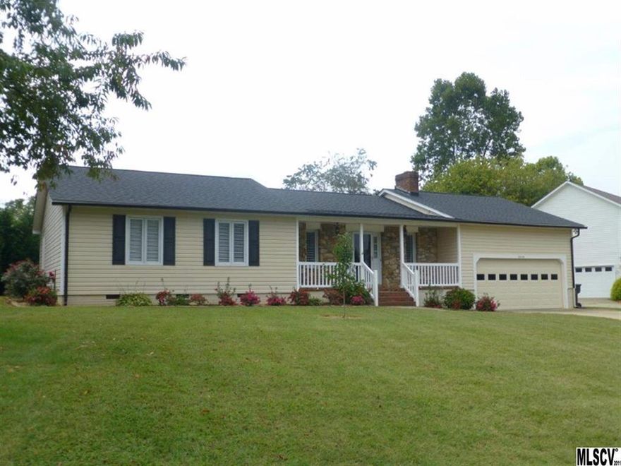 Lovely main lvl living in a fantastic location. Move-in ready with fresh paint, new countertops, NEW roof, etc.  Relax on the covered rocking chair front porch overlooking the nice level yard. Open/large great room which includes a den area w/a fireplace & chair rail molding plus a dining area. Access to the sunroom off of the dining area (not heated/cooled) which will take you out to the private, level backyard with a handy storage building. Kitchen offers tons of cabinets/drawers (new countertops), DW, range, & fridge. Off the kitchen is the walk-in laundry room with shelving for a pantry. 3 bedrooms/2 full baths. The master bedroom boasts 2 spacious closets & a private bath with dual sink vanity (new countertop), tub/shower combo & a linen closet. The hall bath also has a new countertop. Roof replaced in 8/13, gas hot water heater new in 3/12.  Maintenance free exterior (vinyl & stone). '14 tax bill: $1572.81. Don't miss this opportunity!