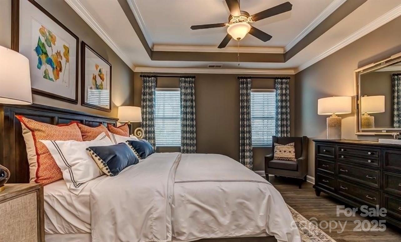 Grove Manor - Residential