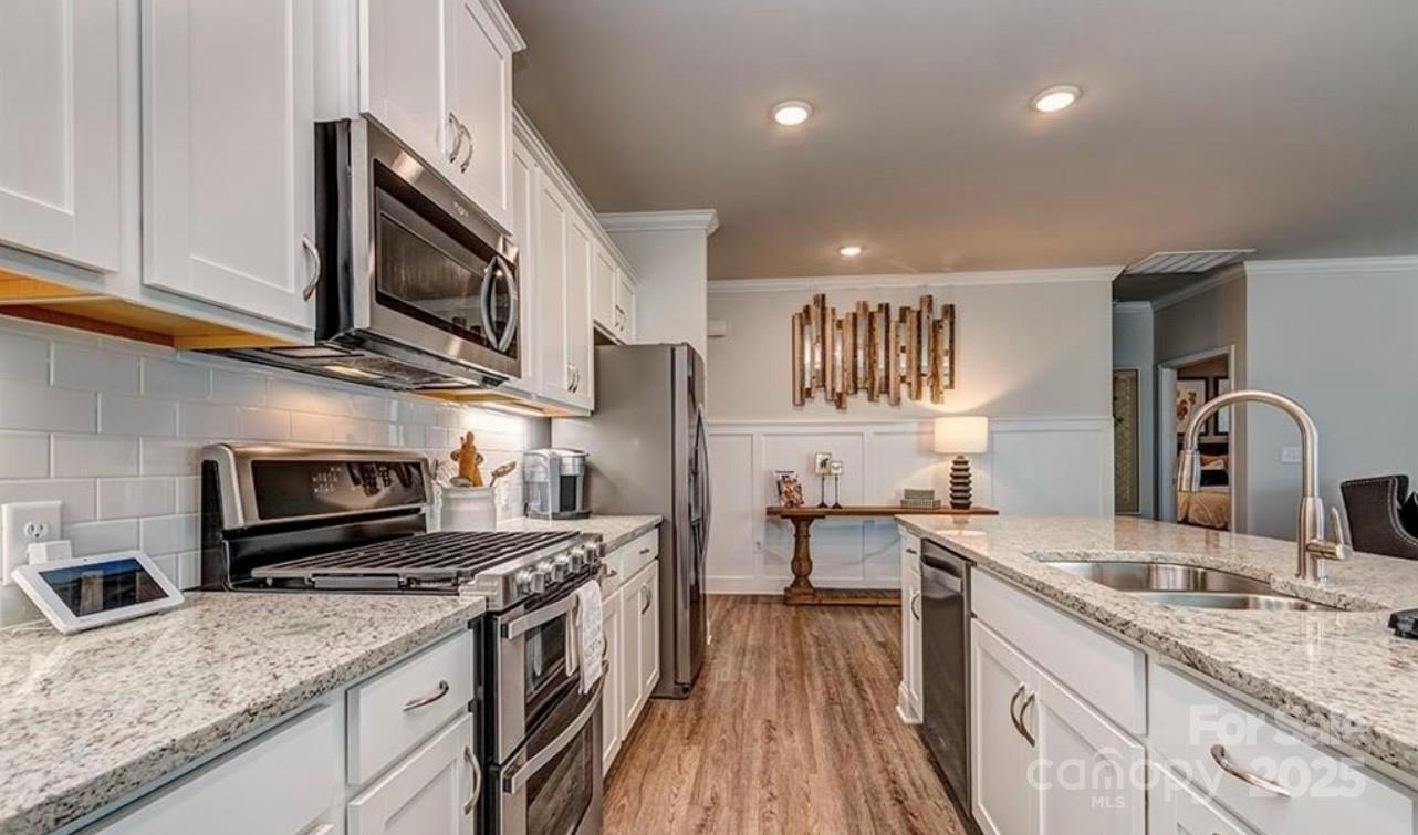 Grove Manor - Residential