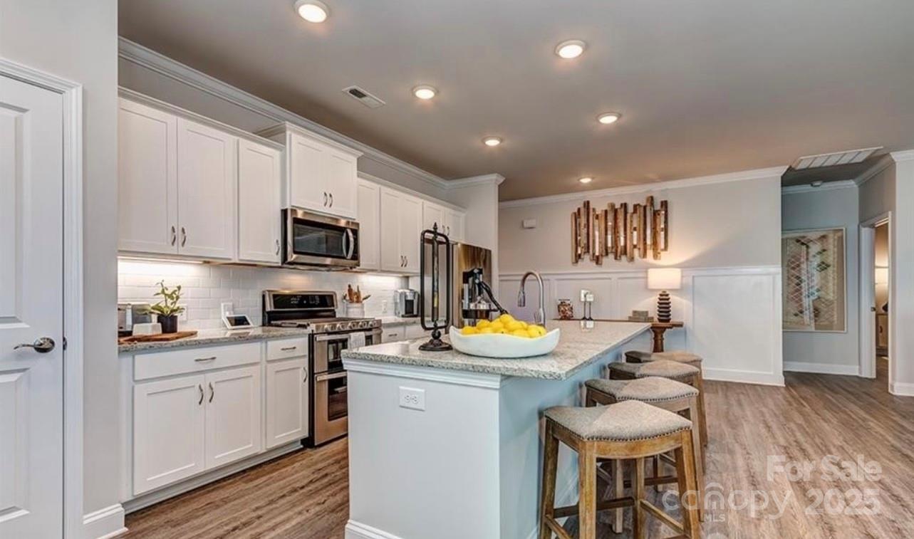 Grove Manor - Residential