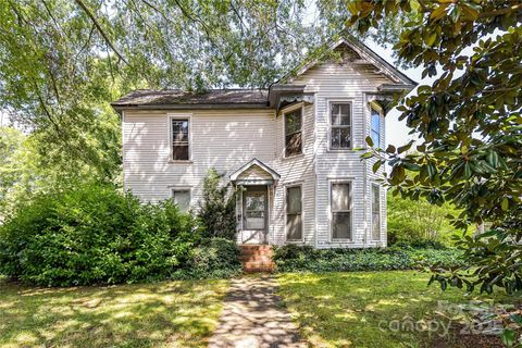 504 Potts Street Davidson NC 28036