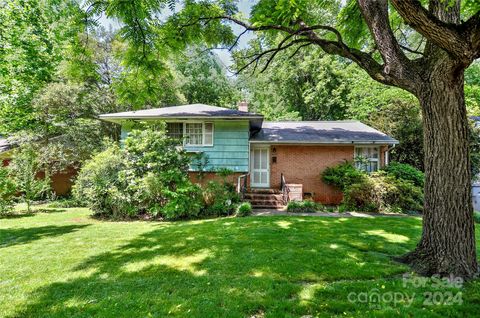 Single Family Residence in Charlotte NC 5057 Murrayhill Road.jpg