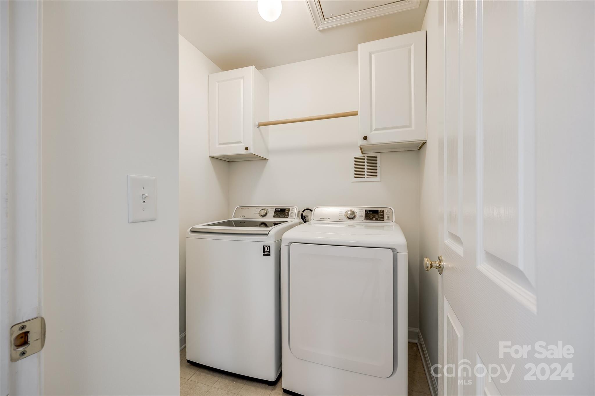 Riverwalk - Residential