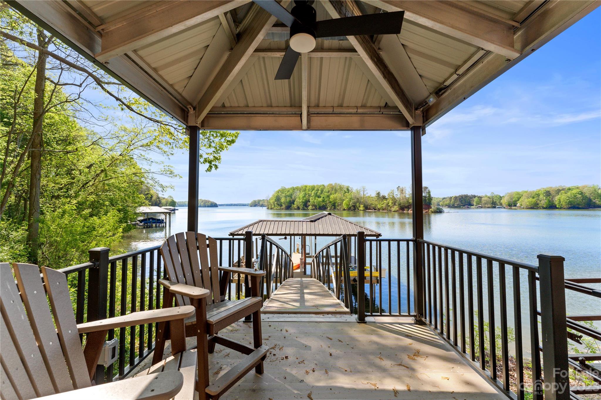 Windemere Island - Residential
