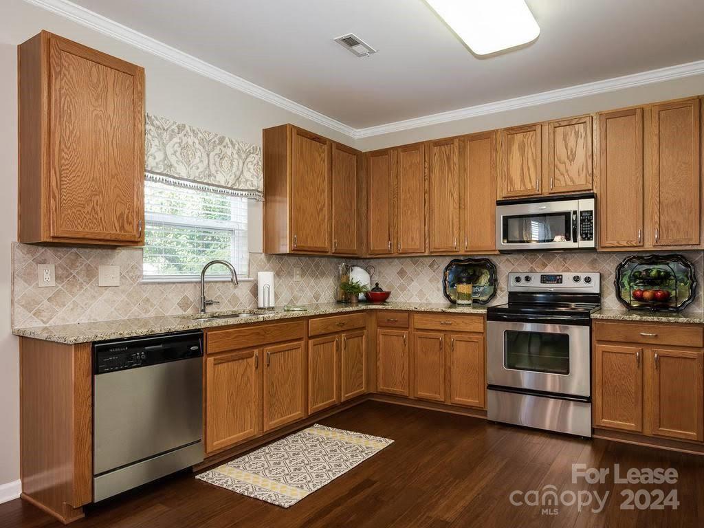 Matthews Grove - Residential Lease