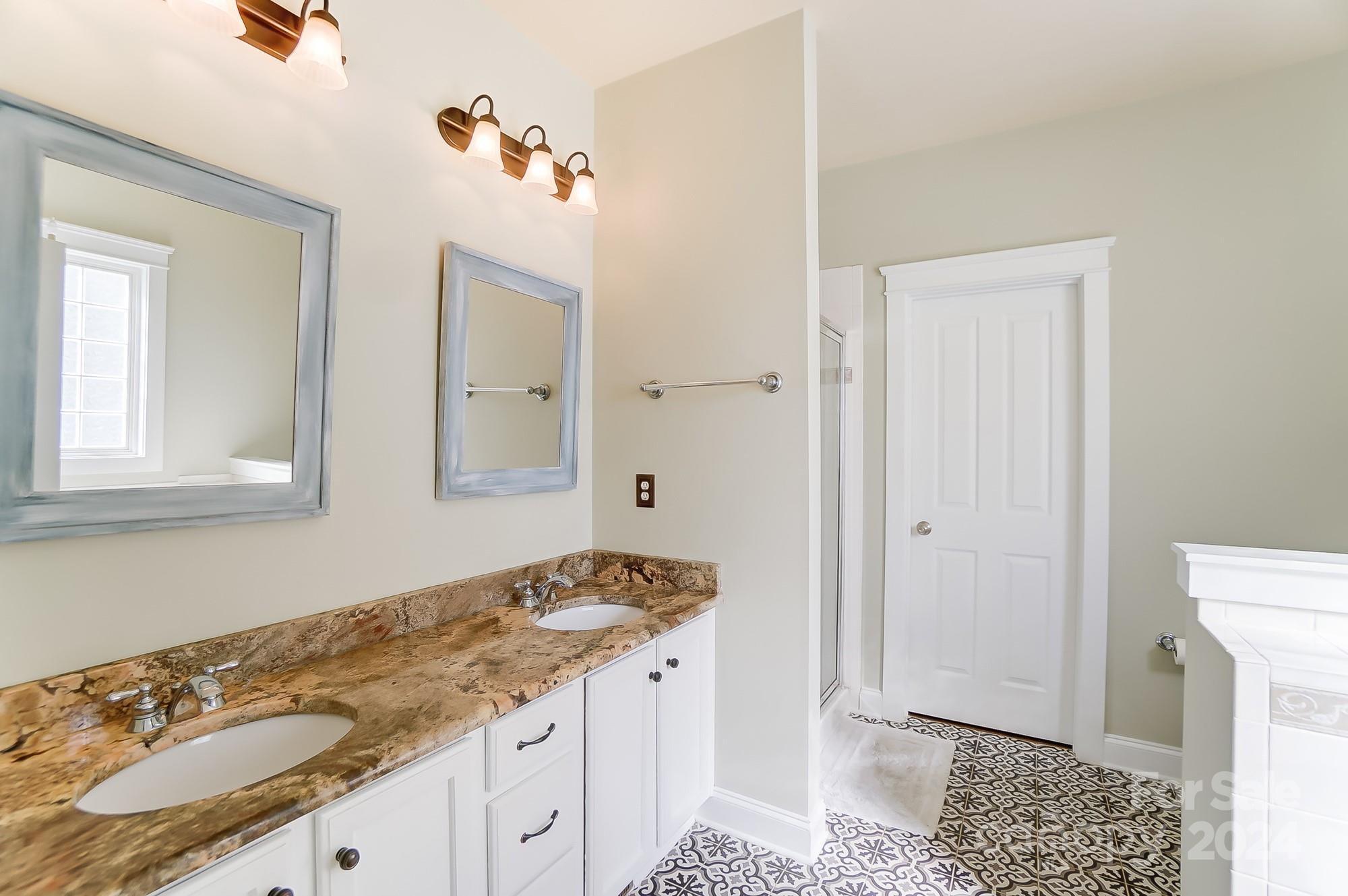 Baxter Village - Residential