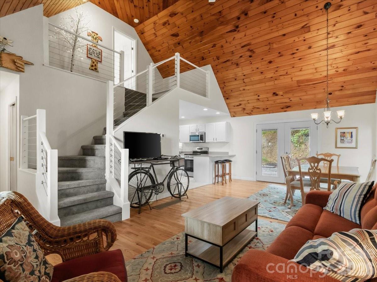 386 Madison Heights Drive