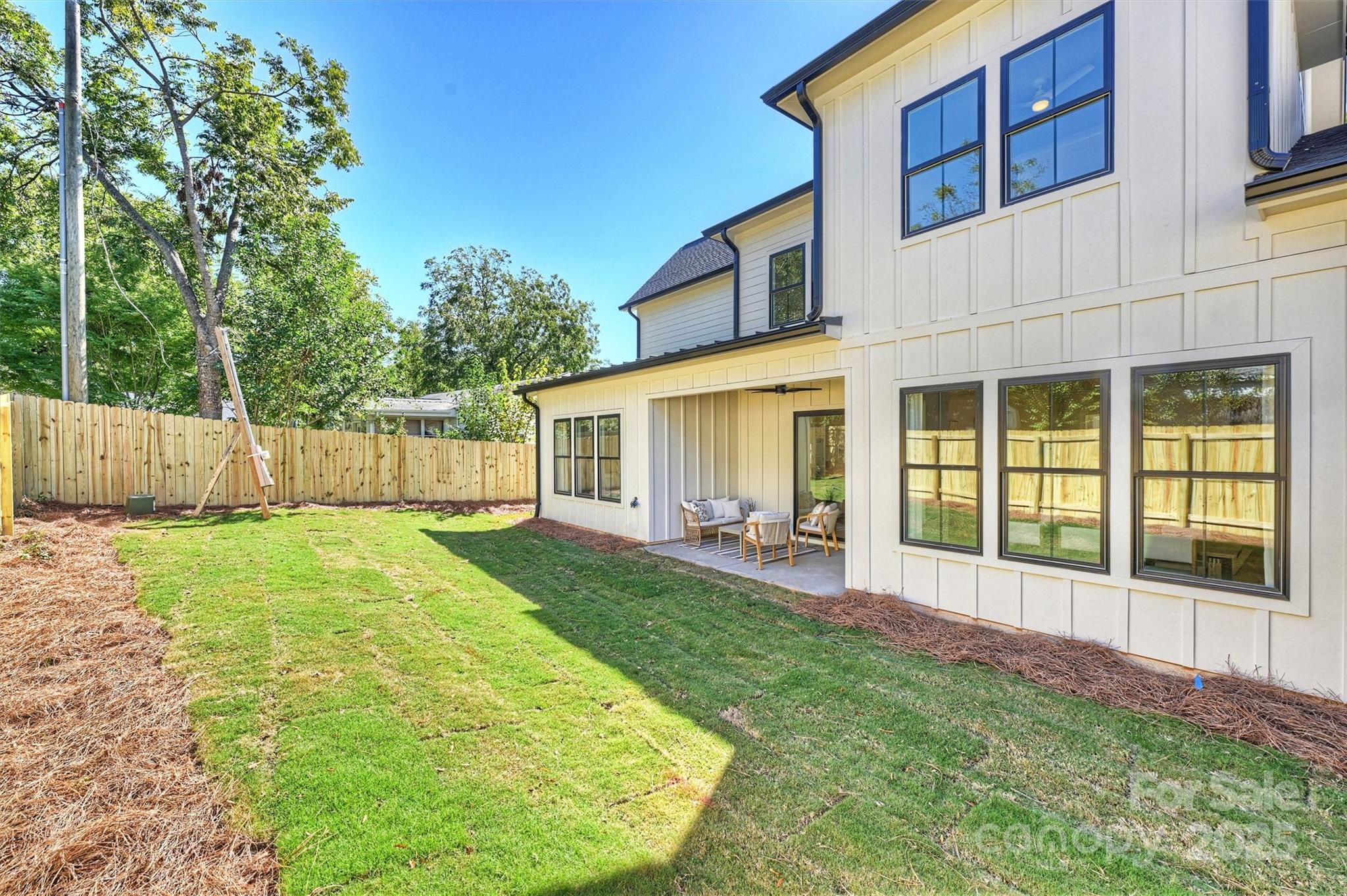 1421 Winston Drive