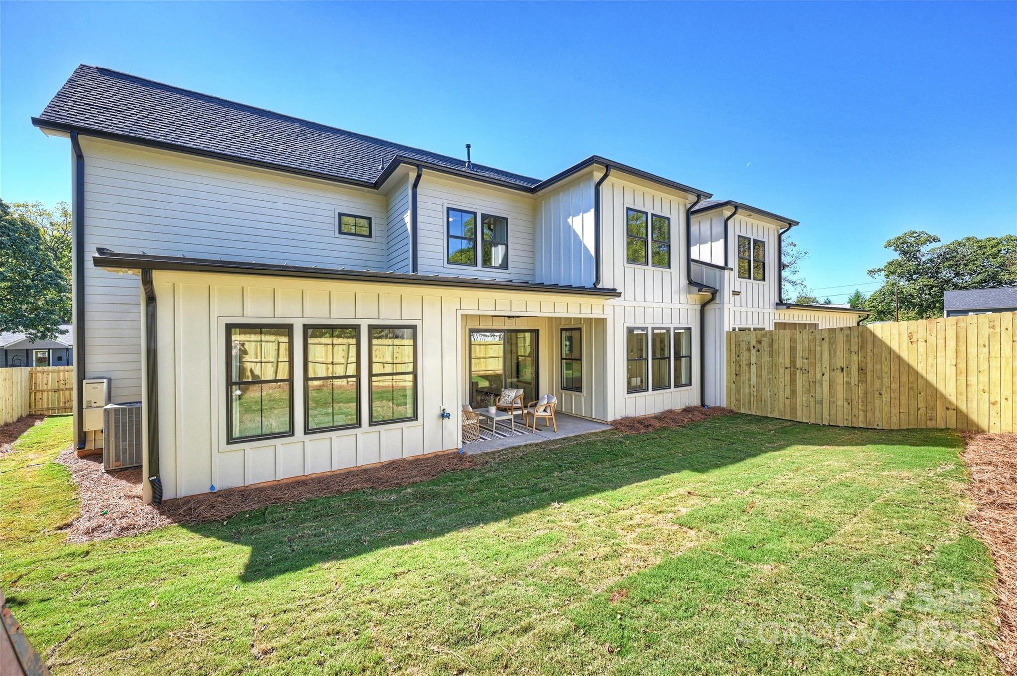 1421 Winston Drive