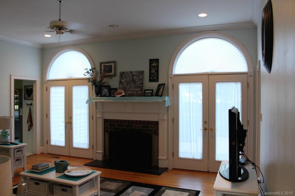 Forest Hills - Residential