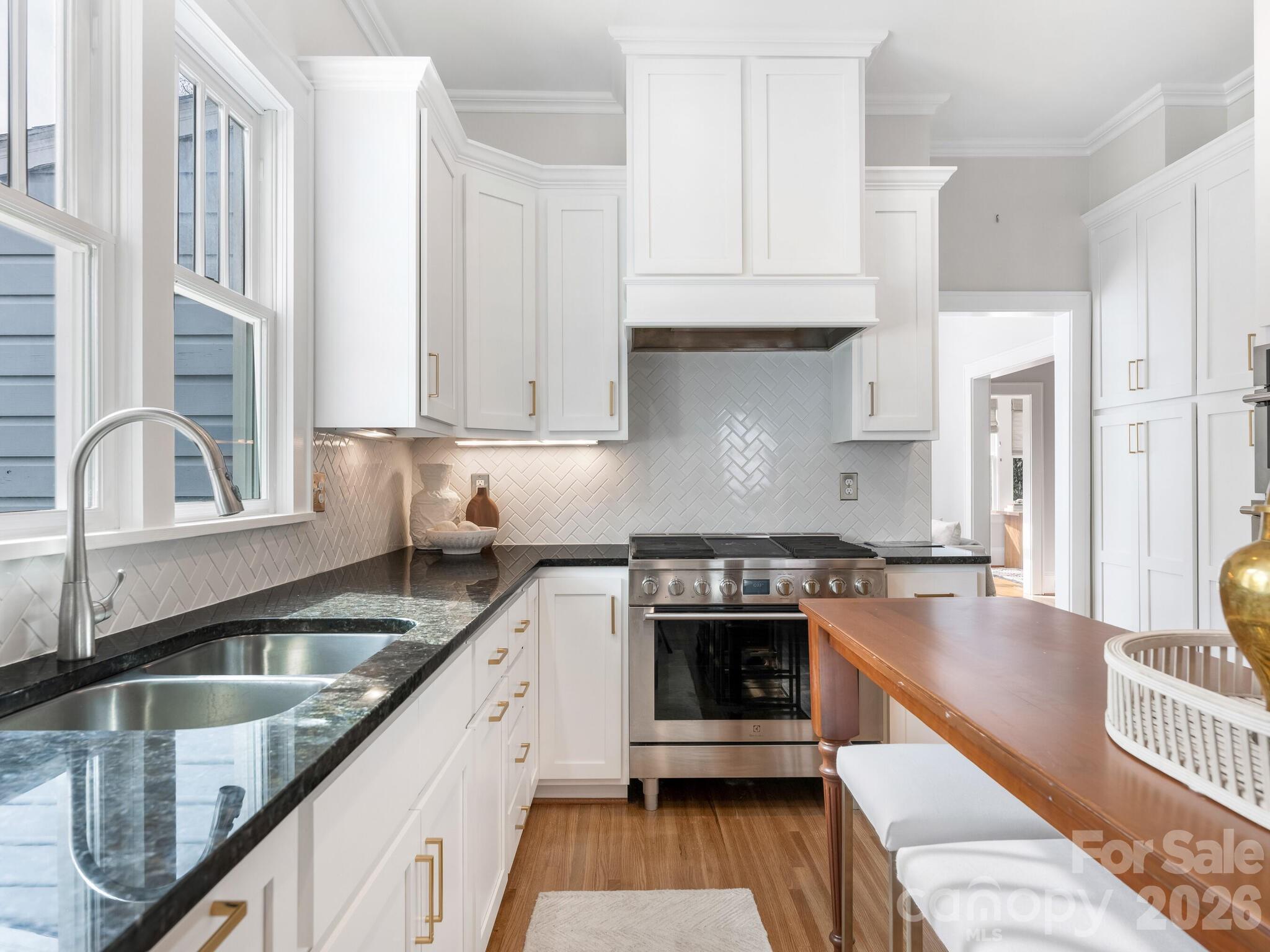 Myers Park - Residential