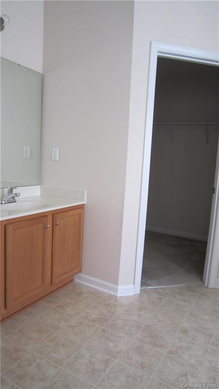 Sandy Pointe - Residential