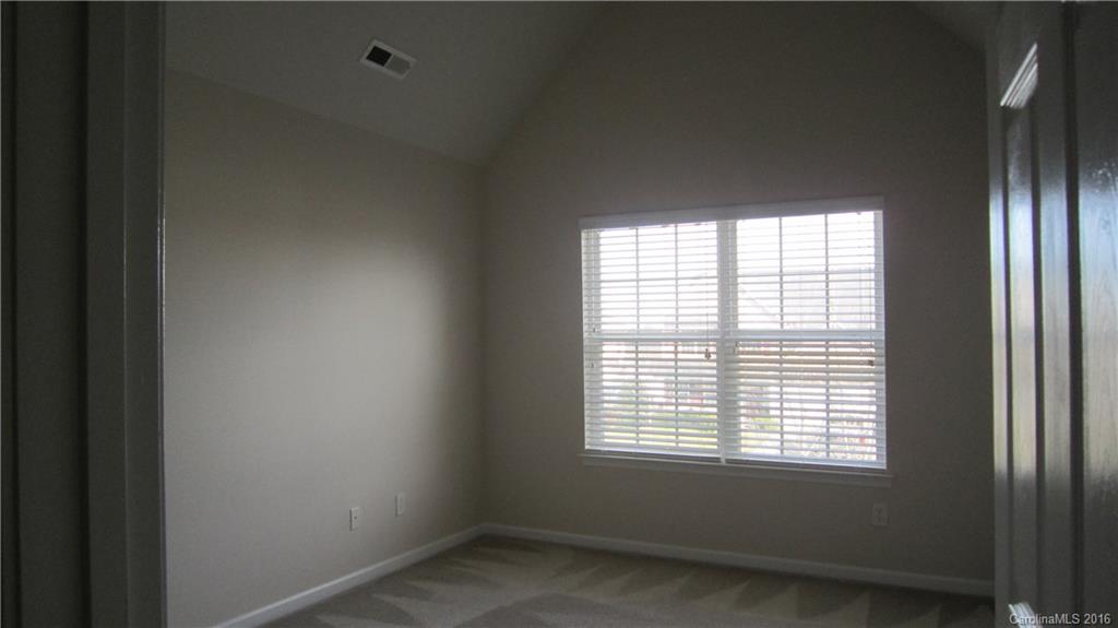 Sandy Pointe - Residential