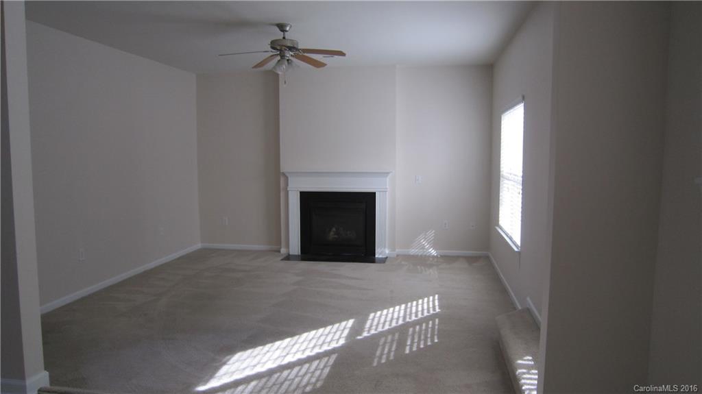 Sandy Pointe - Residential