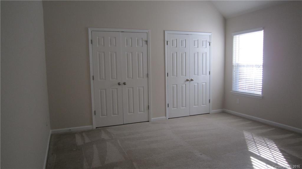 Sandy Pointe - Residential