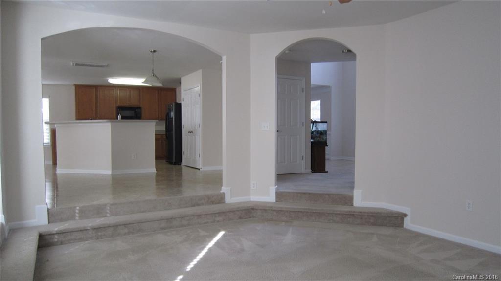 Sandy Pointe - Residential