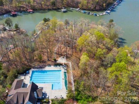 Mt Isle Harbor - Residential