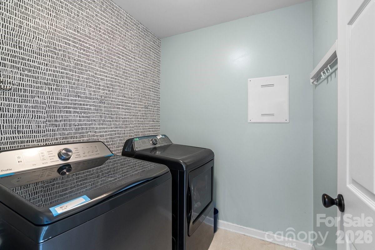 Mt Isle Harbor - Residential