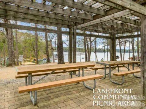 Mt Isle Harbor - Residential